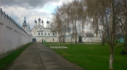 Памятник Петру и Февронии Муромским