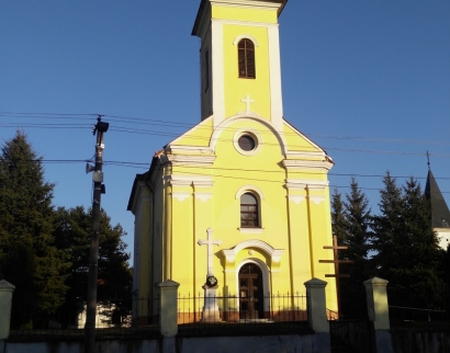 Farský chrám zosnutia Presvätej Bohorodičky