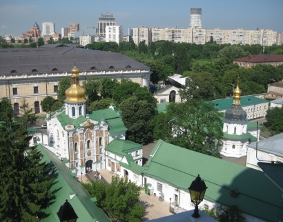 Троицкая надвратная церковь