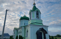 Храм Живоначальной Троицы села Савицкое Усманского района Липецкой области
