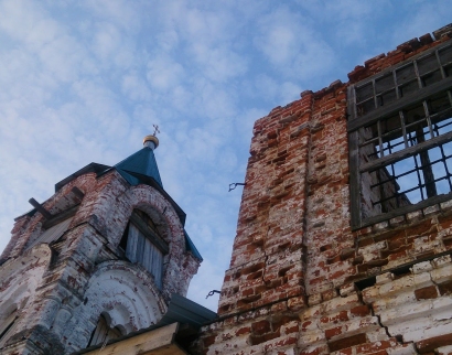 Церковь Сергия Радонежского в Курье
