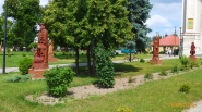 Klasztor Ojców Karmelitów - Parafia Nawiedzenia NMP – Sanktuarium Matki Bożej Patronki Żołnierzy Września