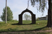 Каменная церковная брама