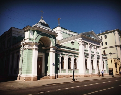 Храм Живоначальной Троицы на Грязех