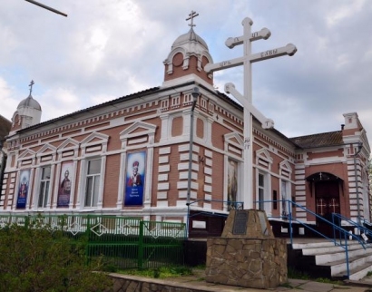 Святых апостолов Петра и Павла Храм в г.Васильевка, Запорожская обл. (Украина)