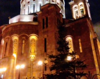 Армянская Апостольская Церковь "Святого Воскресения"