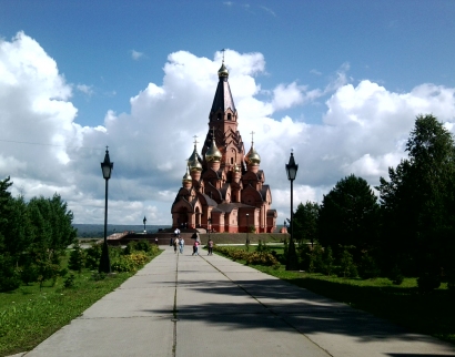 Храм