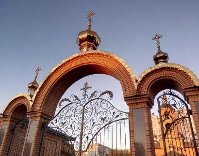 Церковь иконы Божей Матери "Достойно Есть" (московского патриархата)