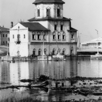 Фотографии храма в разные периоды