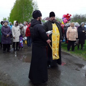 ПАНИХИДА НА РАДОНИЦУ В С. ЗАВОРОНЕЖСКОЕ