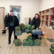 ​ПОМОЩЬ СВО: РОДИТЕЛИ УЧАЩИХСЯ ШКОЛЫ №1 ПЕРЕДАЛИ ПОМОЩЬ БОЙЦАМ