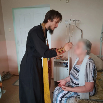 ​СОЦИАЛЬНОЕ СЛУЖЕНИЕ: ТАИНСТВА ПРИЧАСТИЯ И СОБОРОВАНИЯ В ГОРОДСКОЙ БОЛЬНИЦЕ